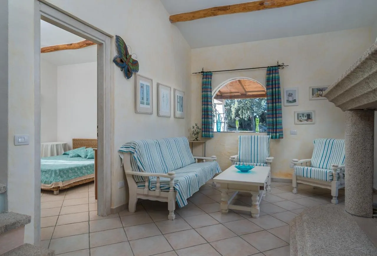 Sardinia Family Villas - Villa Gaia With Private Pool In The Countryside Sant'Antonio di Gallura